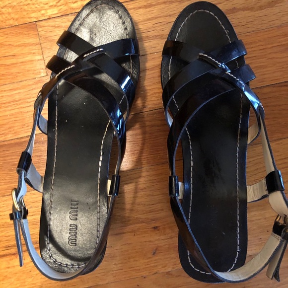 Shoes - Picture 1 of 6